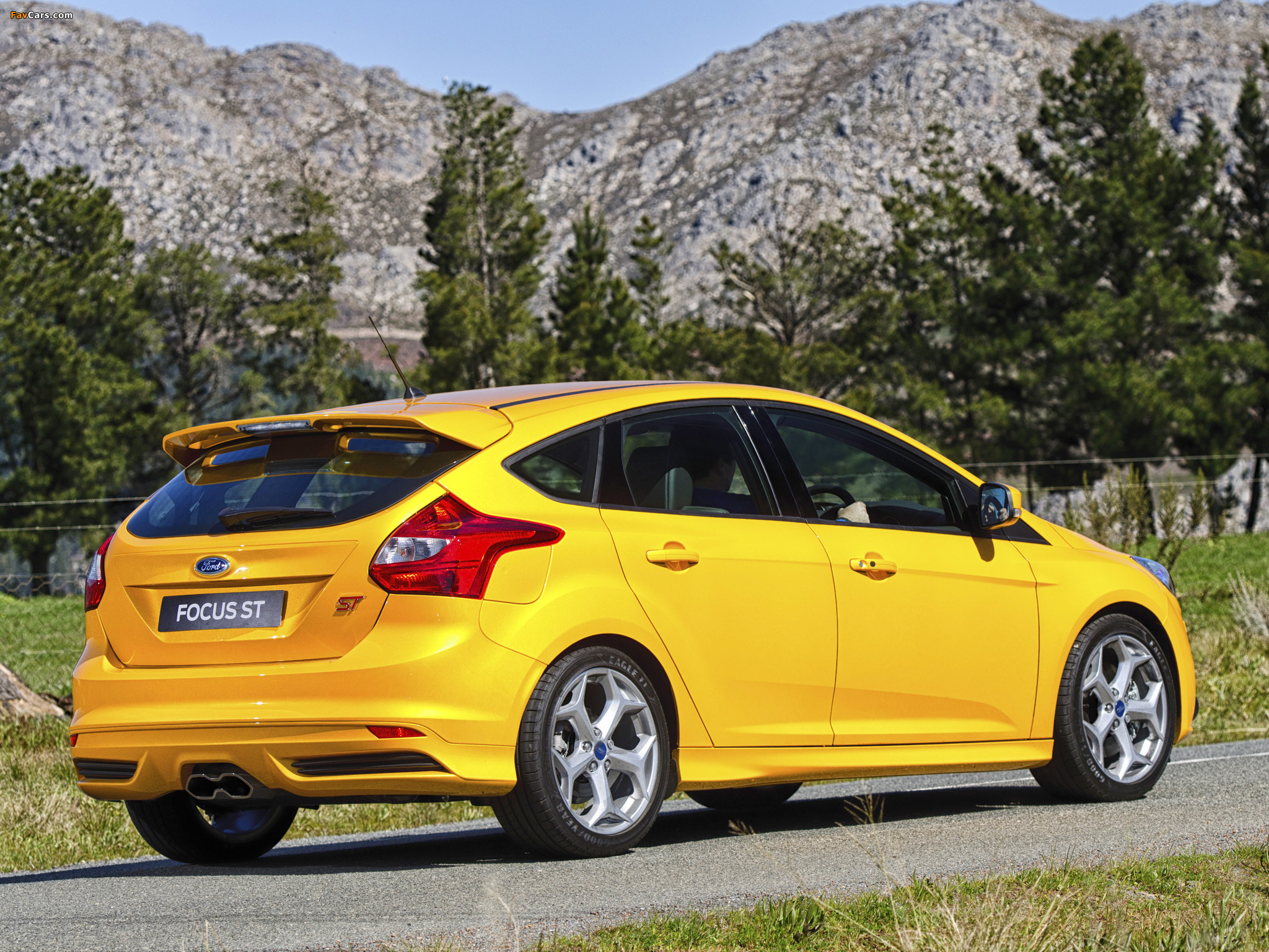 Images of Ford Focus ST ZA-spec 2012 (2048 x 1536)
