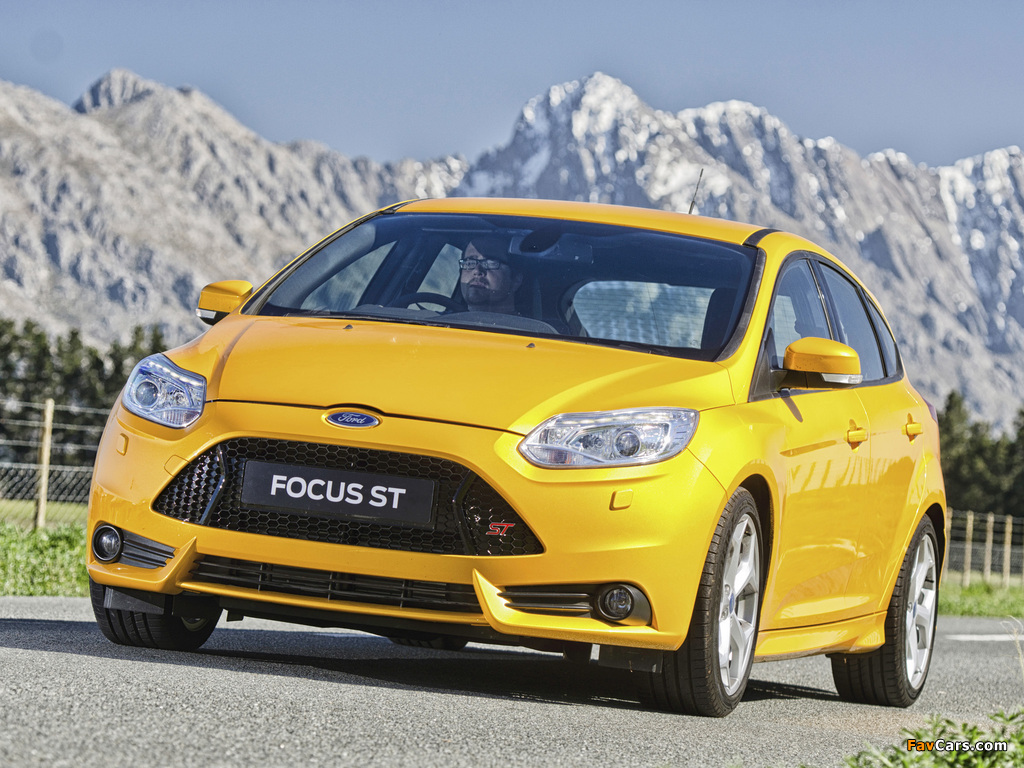 Images of Ford Focus ST ZA-spec 2012 (1024 x 768)