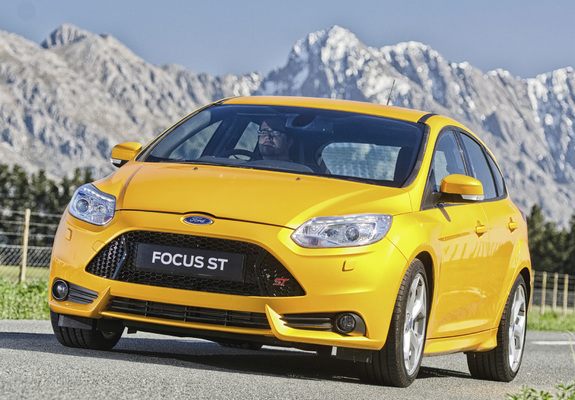 Images of Ford Focus ST ZA-spec 2012