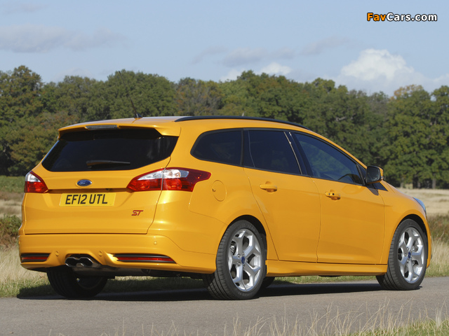Images of Ford Focus ST Wagon UK-spec 2012 (640 x 480)
