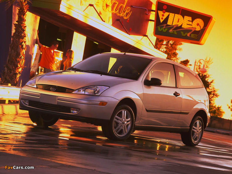 Photos of Ford Focus ZX3 1999–2004 (800 x 600)
