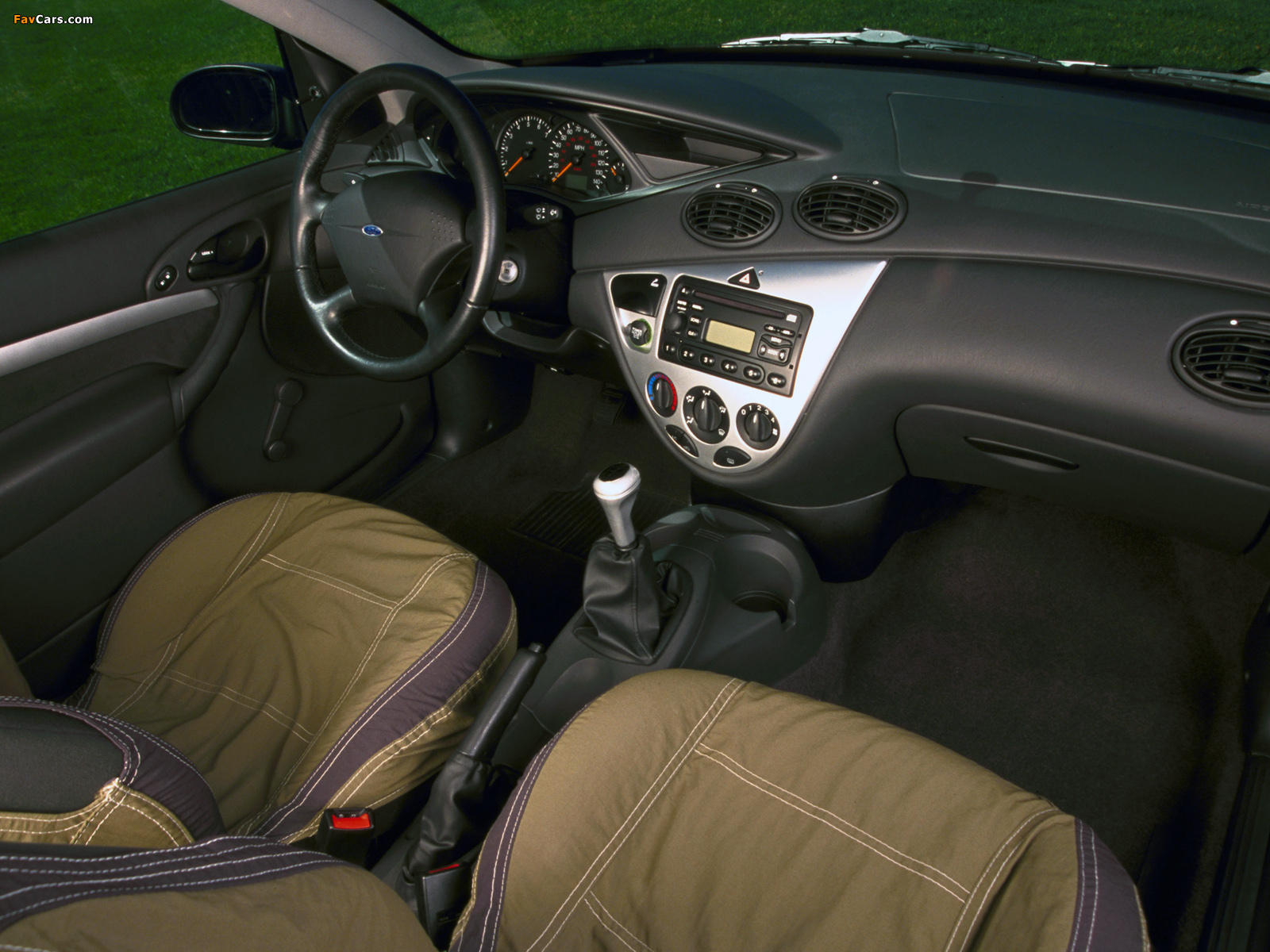 Photos of Ford Focus ZX3 Kona 2000 (1600 x 1200)