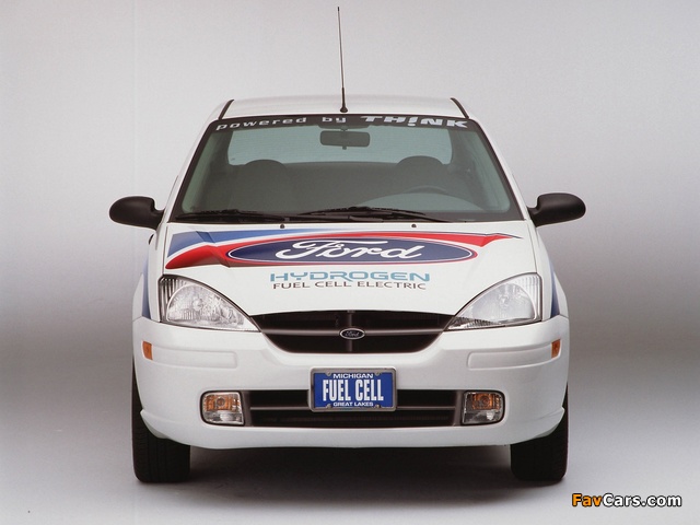 Photos of Ford Focus FCV 2002–07 (640 x 480)