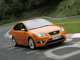 Photos of Ford Focus ST 3-door 2005–07