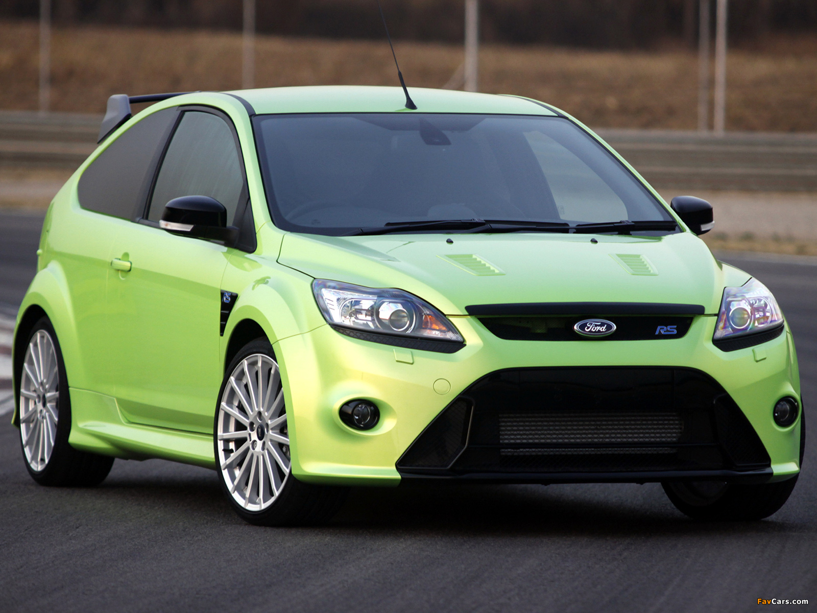 Photos of Ford Focus RS ZA-spec 2010 (1600 x 1200)