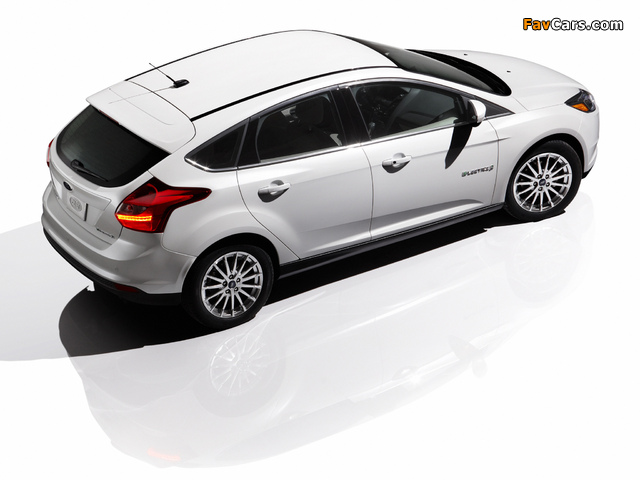 Photos of Ford Focus Electric 5-door 2011 (640 x 480)