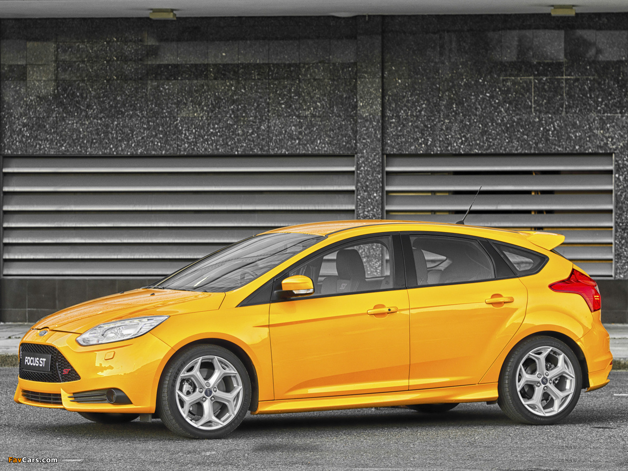 Photos of Ford Focus ST ZA-spec 2012 (1280 x 960)