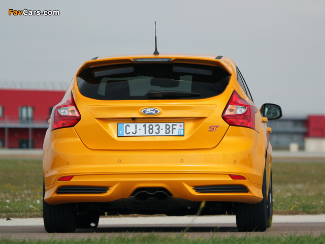 Photos of Ford Focus ST 2012 (640 x 480)