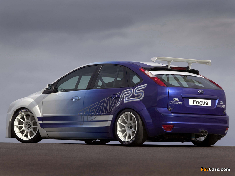 Pictures of Ford Focus Touring Car Concept 2004 (800 x 600)