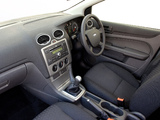 Pictures of Ford Focus 5-door ZA-spec 2005–06