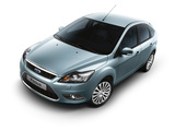 Pictures of Ford Focus 5-door 2008–11