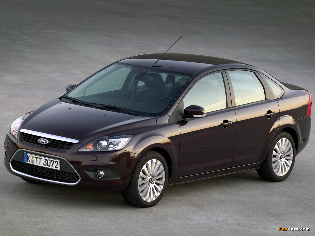 Pictures of Ford Focus Sedan 2008–11 (1024 x 768)