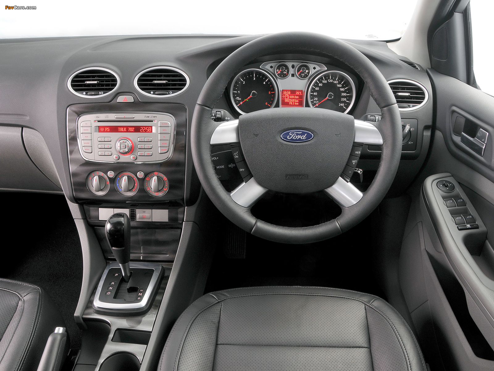 Pictures of Ford Focus Sedan ZA-spec 2009–10 (1600 x 1200)