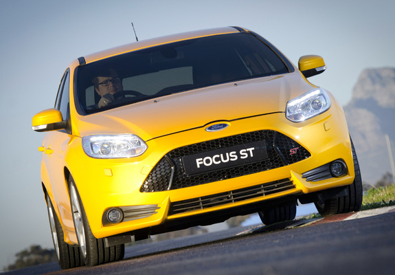 Pictures of Ford Focus ST ZA-spec 2012