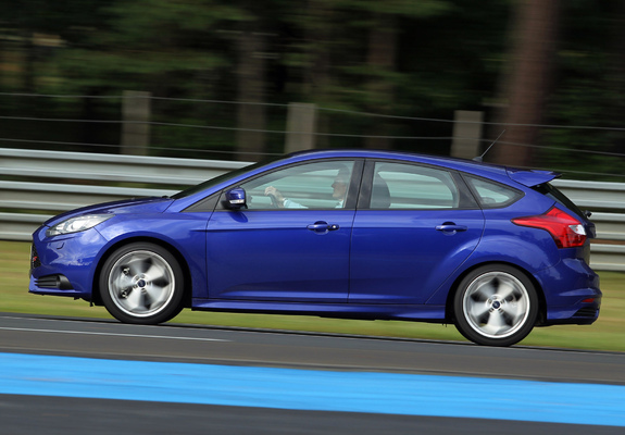 Pictures of Ford Focus ST 2012