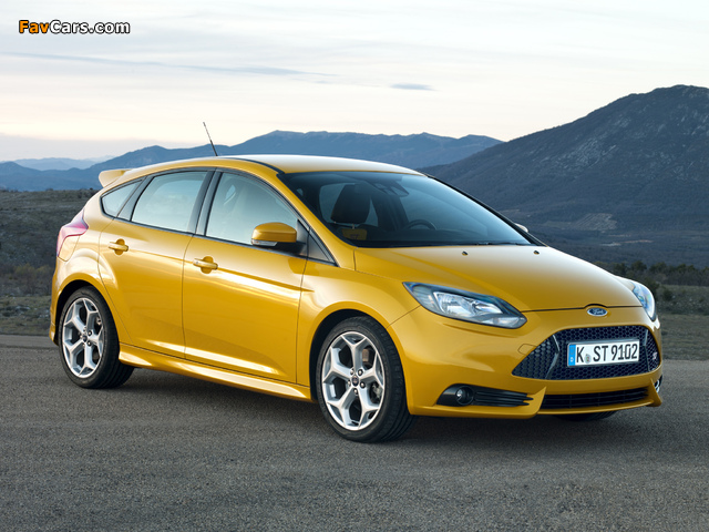 Pictures of Ford Focus ST 2012 (640 x 480)