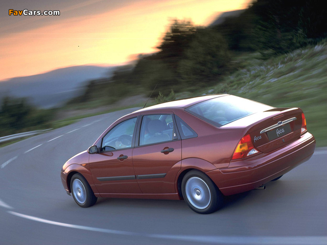 Ford Focus Sedan 1998–2001 wallpapers (640 x 480)