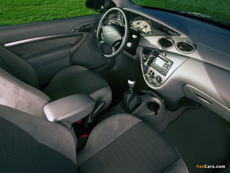 Ford Focus ZX3 1999–2004 wallpapers (800 x 600)