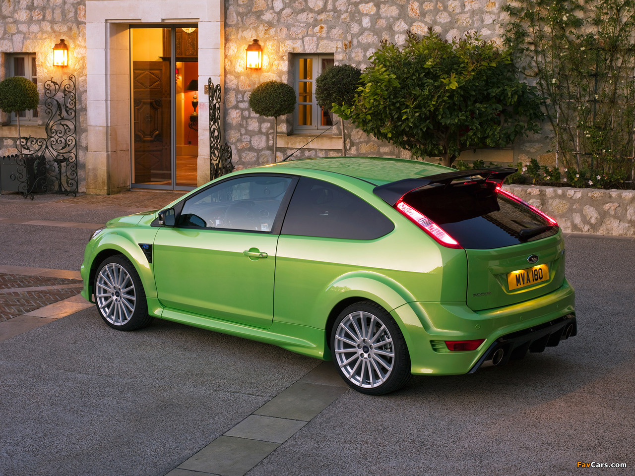 Ford Focus RS 2009–10 wallpapers (1280 x 960)