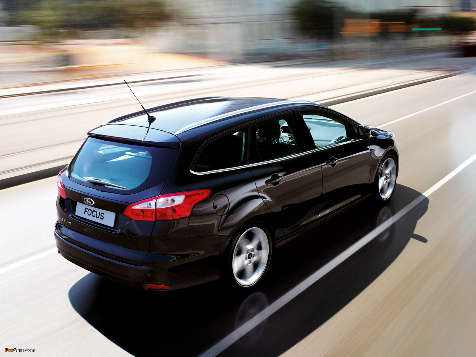 Ford Focus Wagon 2010 wallpapers (1600 x 1200)
