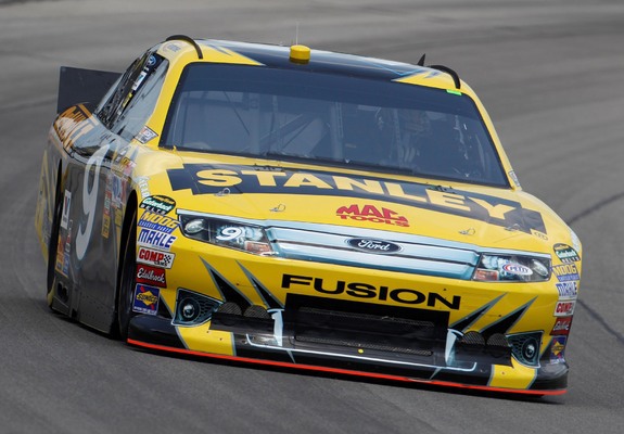 Ford Fusion NASCAR Sprint Cup Series Race Car 2009–12 photos
