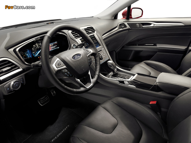 Ford Fusion Titanium 2012 images (640 x 480)