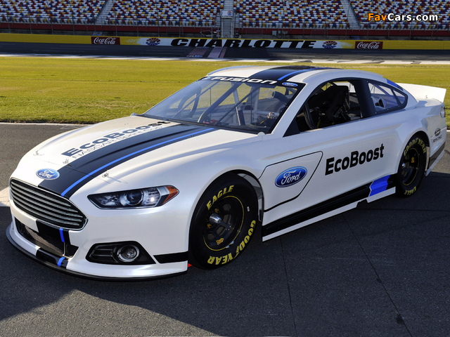 Ford Fusion NASCAR Race Car 2012 photos (640 x 480)