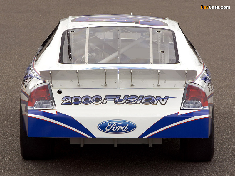 Images of Ford Fusion NASCAR Sprint Cup Series Race Car 2006–08 (800 x 600)