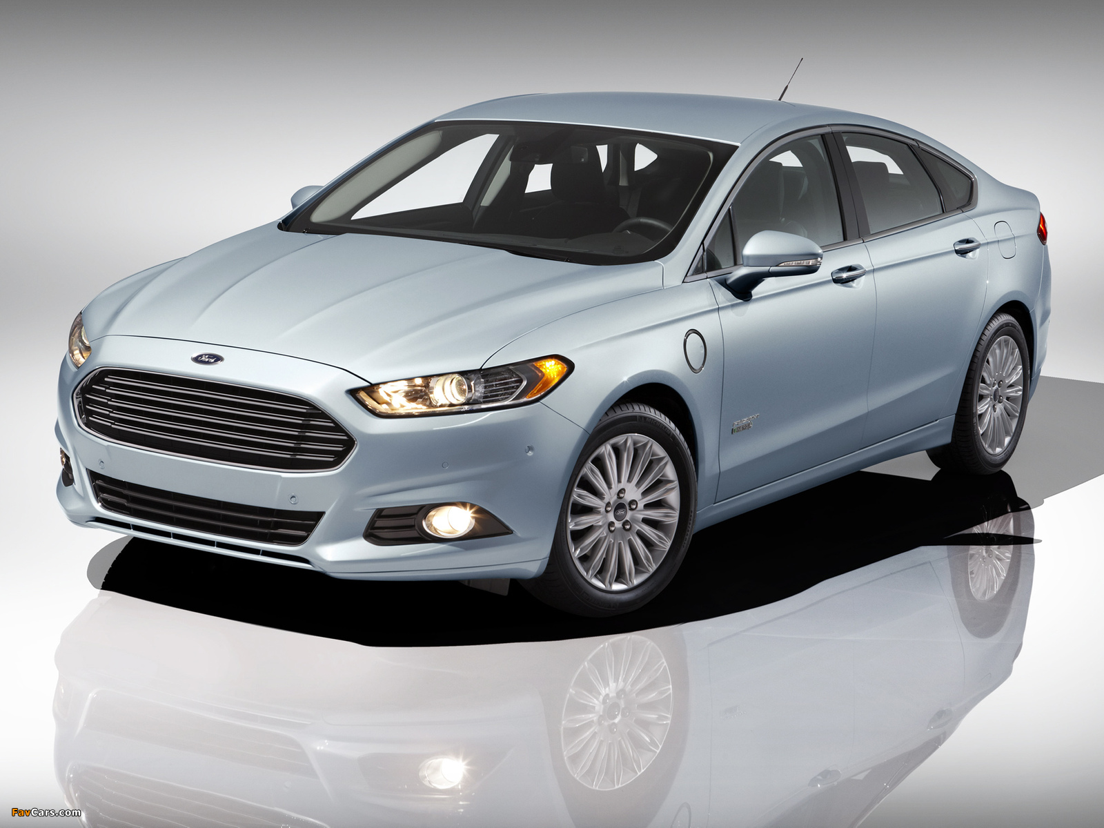 Images of Ford Fusion Energi 2013 (1600 x 1200)