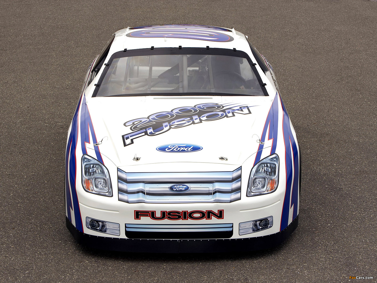 Photos of Ford Fusion NASCAR Sprint Cup Series Race Car 2006–08 (1600 x 1200)