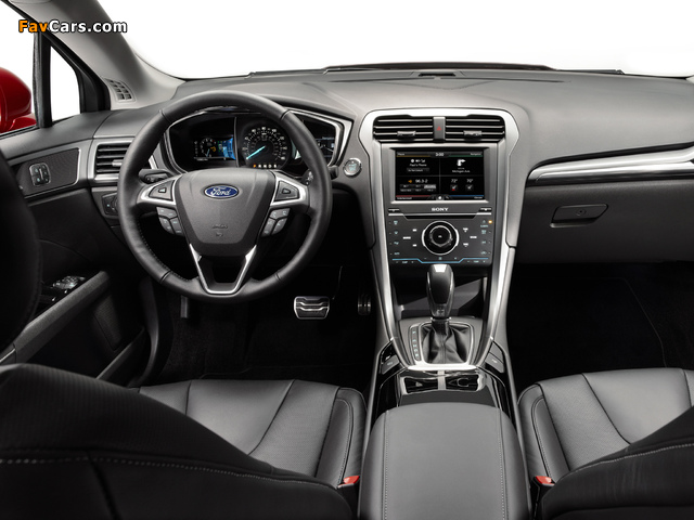Photos of Ford Fusion Titanium 2012 (640 x 480)