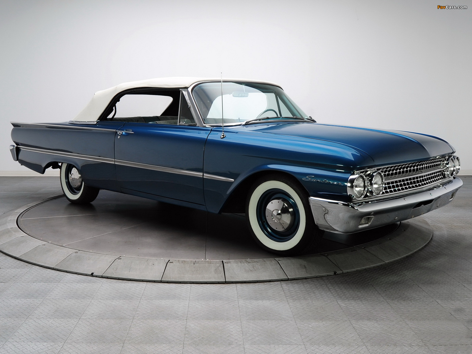 Photos of Ford Galaxie Sunliner 390 1961 (1600 x 1200)