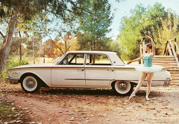 Pictures of Ford Galaxie Town Sedan 1960