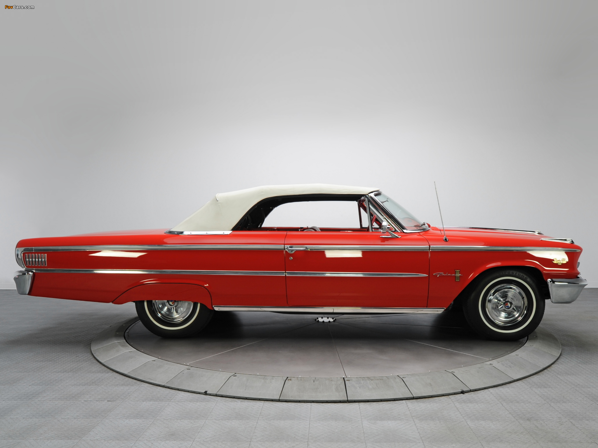 Pictures of Ford Galaxie 500 Sunliner (65) 1963 (2048 x 1536)