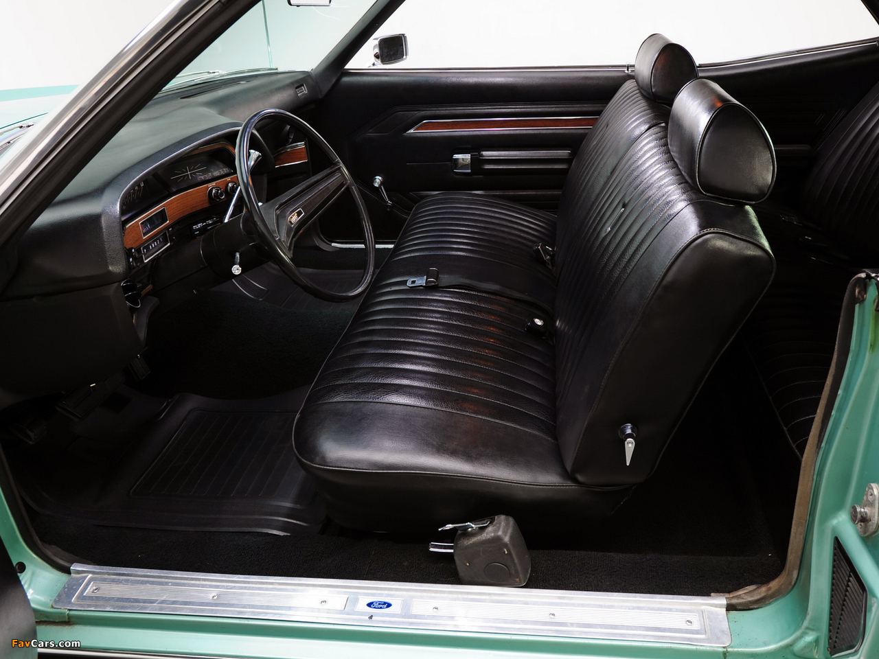 Pictures of Ford Galaxie 500 Sportsroof 1970 (1280 x 960)