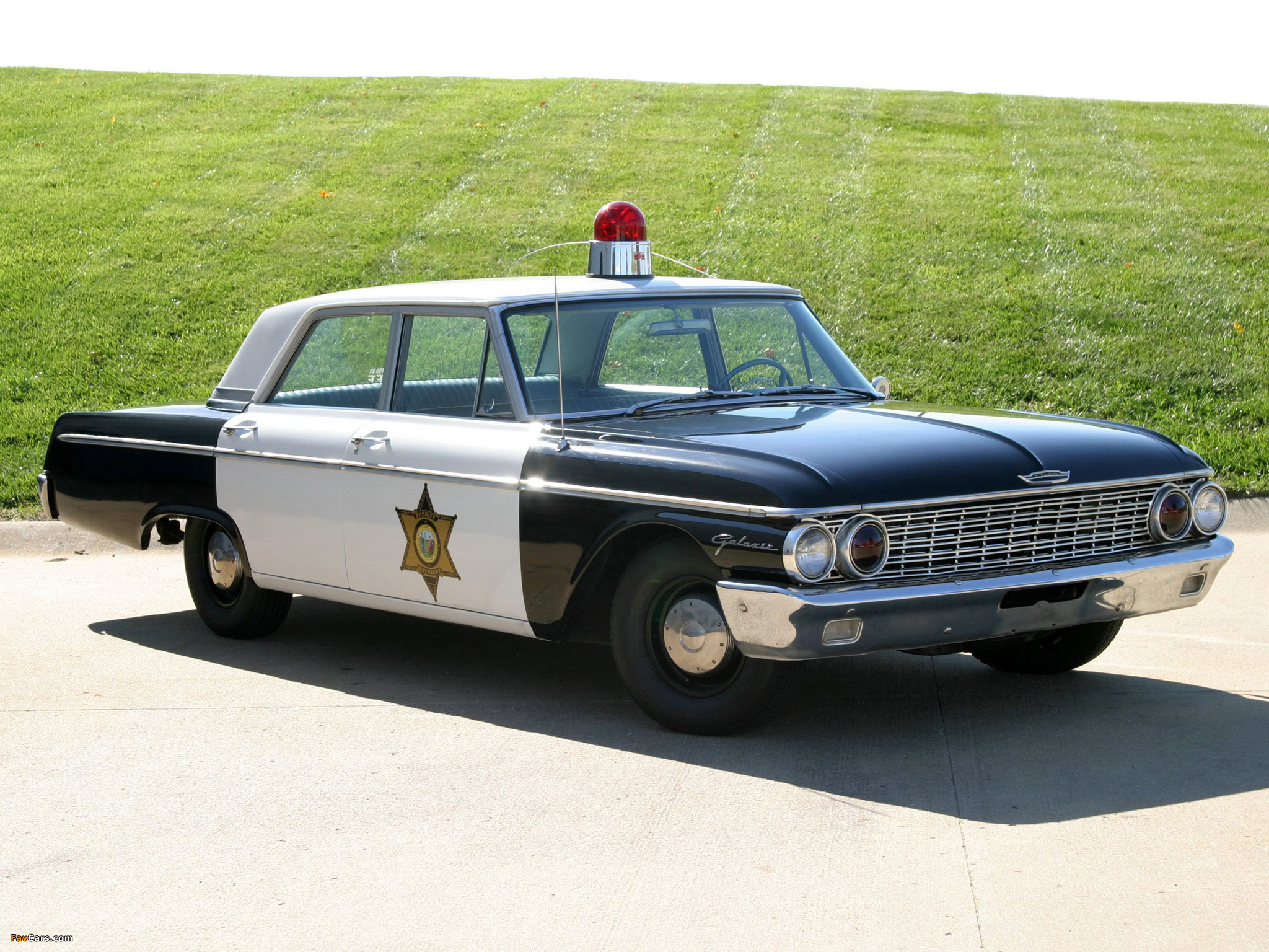 Ford Galaxie Town Sedan Police 1962 wallpapers (2048 x 1536)