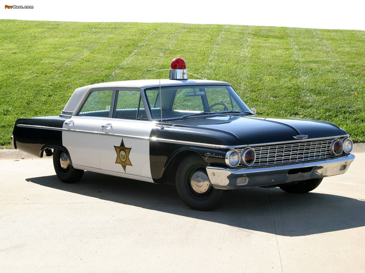 Ford Galaxie Town Sedan Police 1962 wallpapers (1280 x 960)