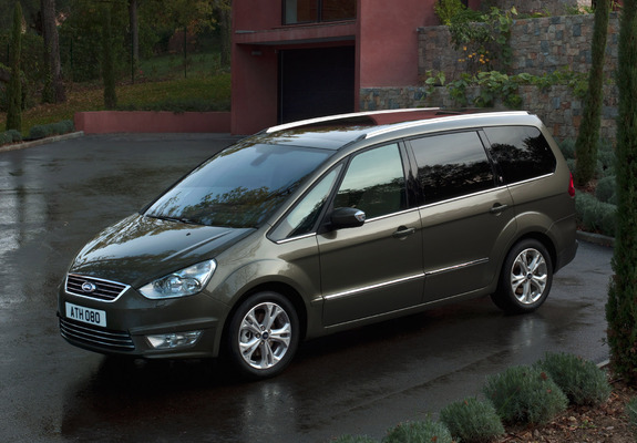 Photos of Ford Galaxy 2010