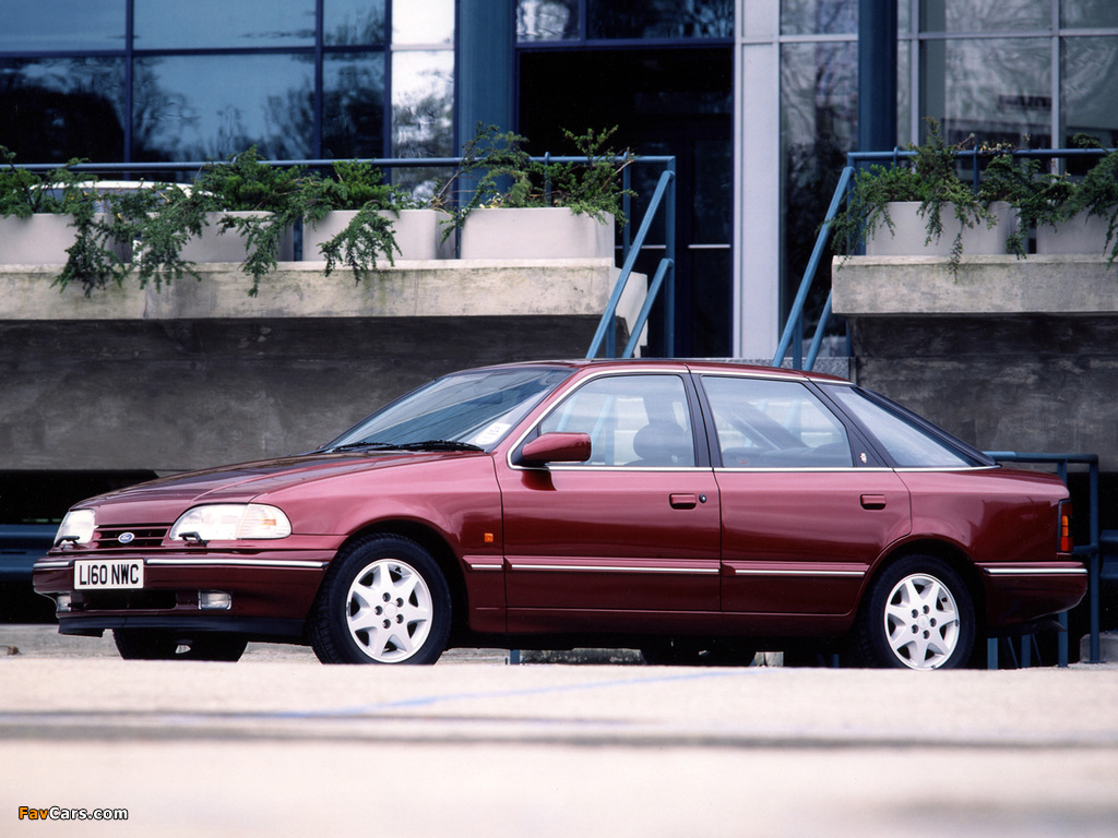 Images of Ford Granada Hatchback 1992–94 (1024 x 768)