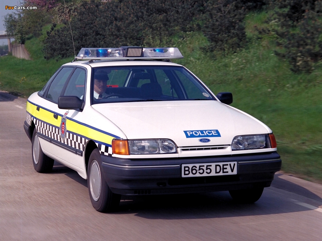 Pictures of Ford Granada Hatchback Police 1985–92 (1024 x 768)