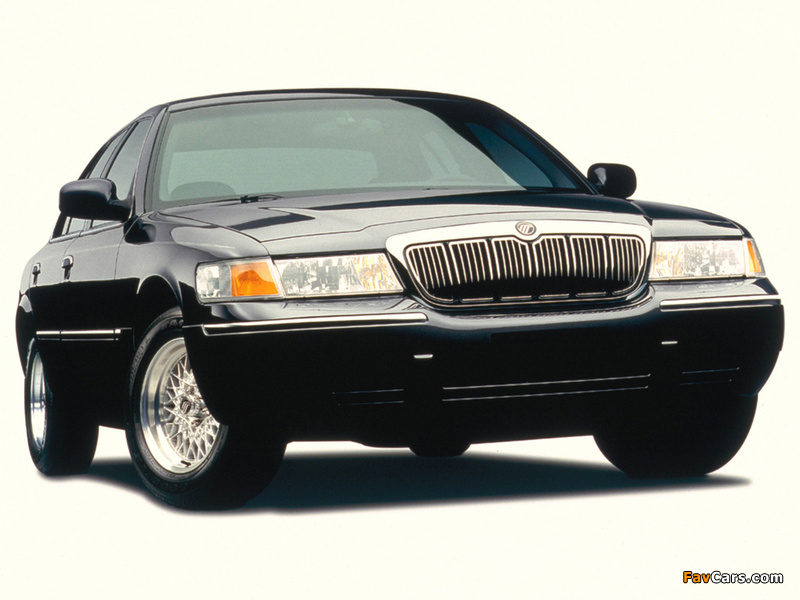 Ford Grand Marquis 1997–2003 images (800 x 600)