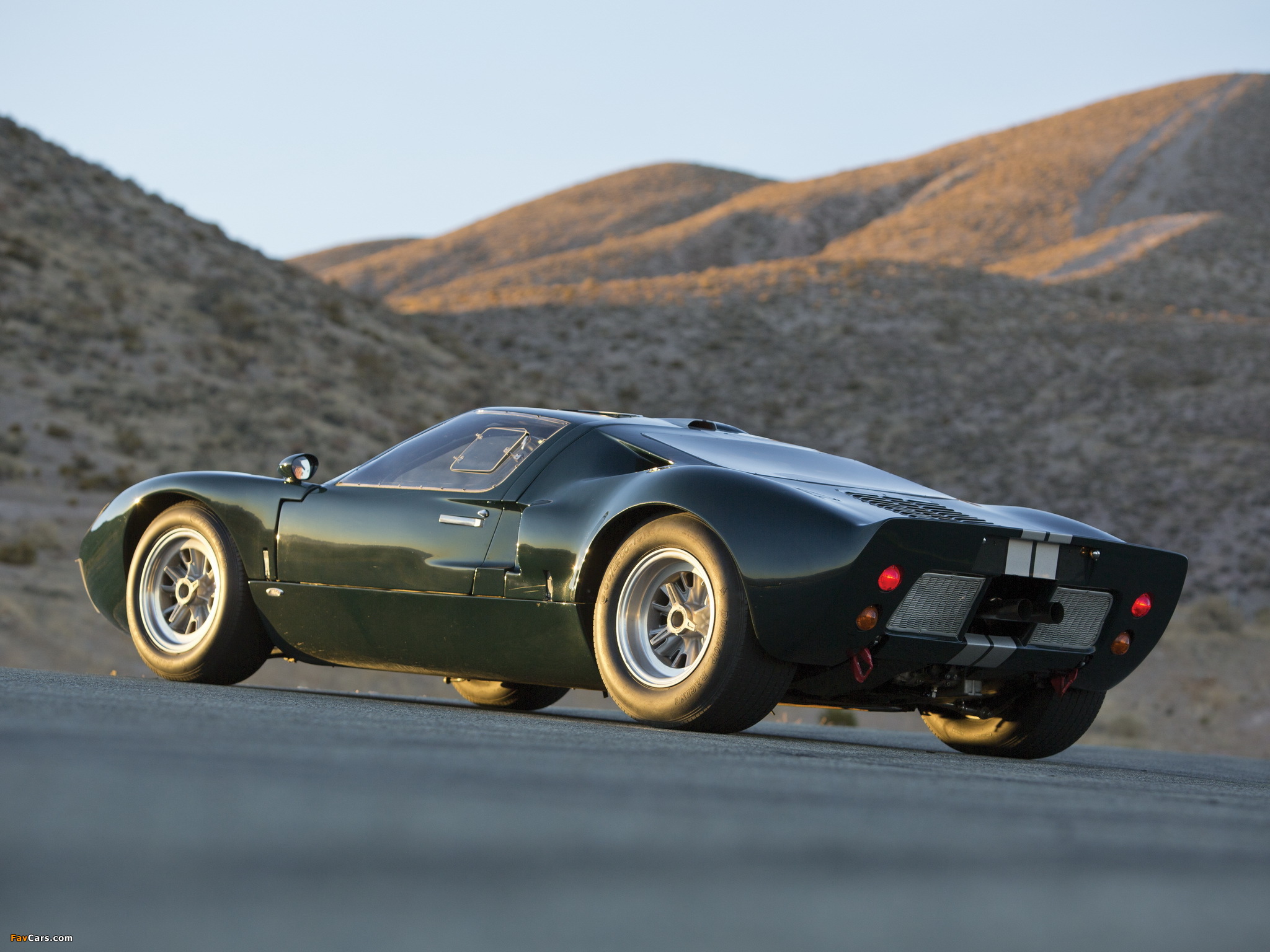 Ford GT40 (MkII) 1965–66 images (2048 x 1536)