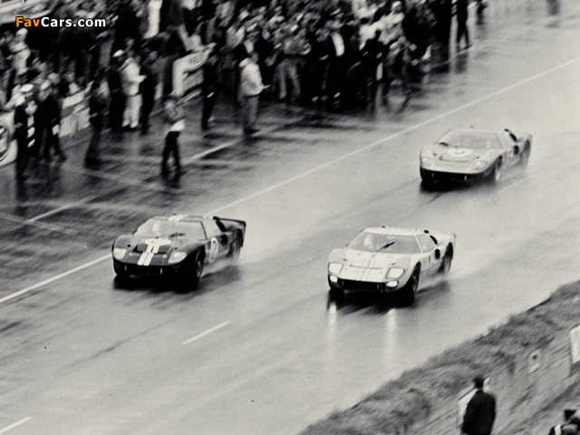 Ford GT40 Victory at LeMans 1966 photos (640 x 480)