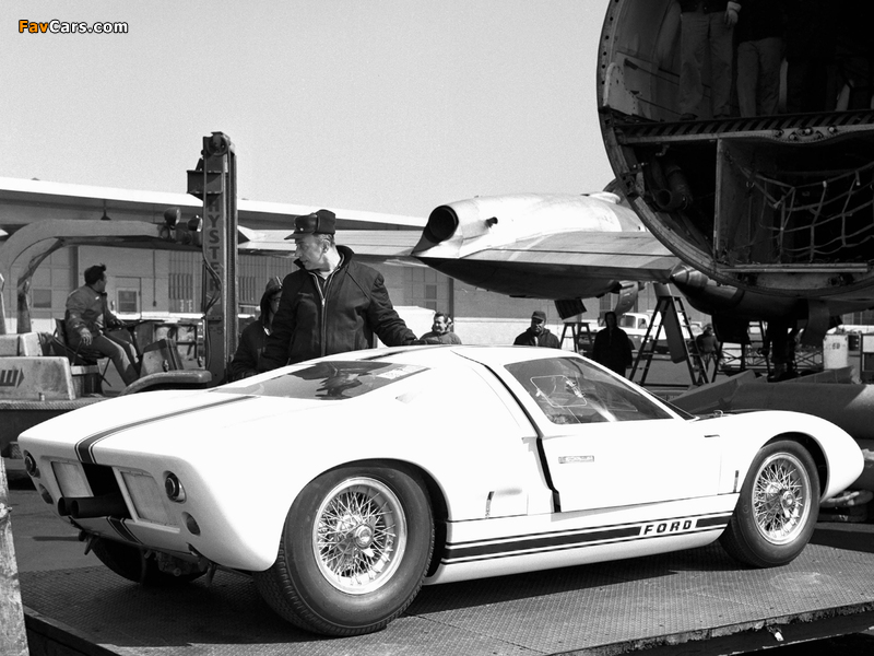 Photos of Ford GT40 Concept 1964 (800 x 600)