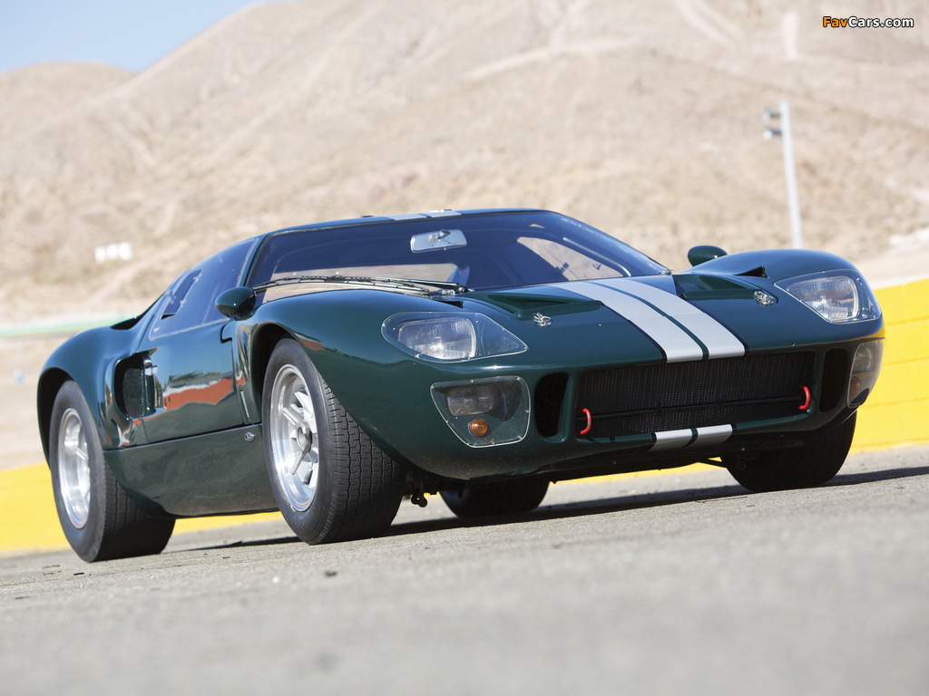 Photos of Ford GT40 (MkII) 1965–66 (1024 x 768)