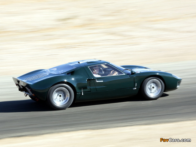 Photos of Ford GT40 (MkII) 1965–66 (640 x 480)