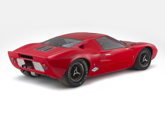 Photos of Ford GT40 (MkI) 1966