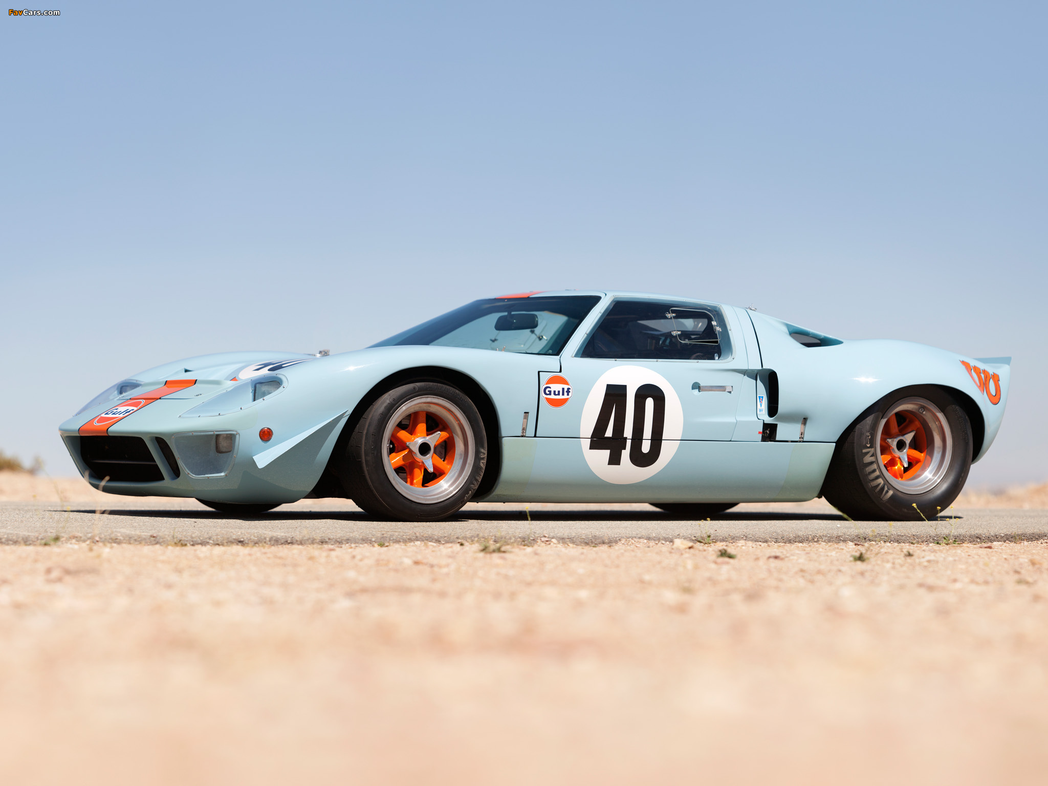 Photos of Ford GT40 Gulf Oil Le Mans 1968 (2048 x 1536)
