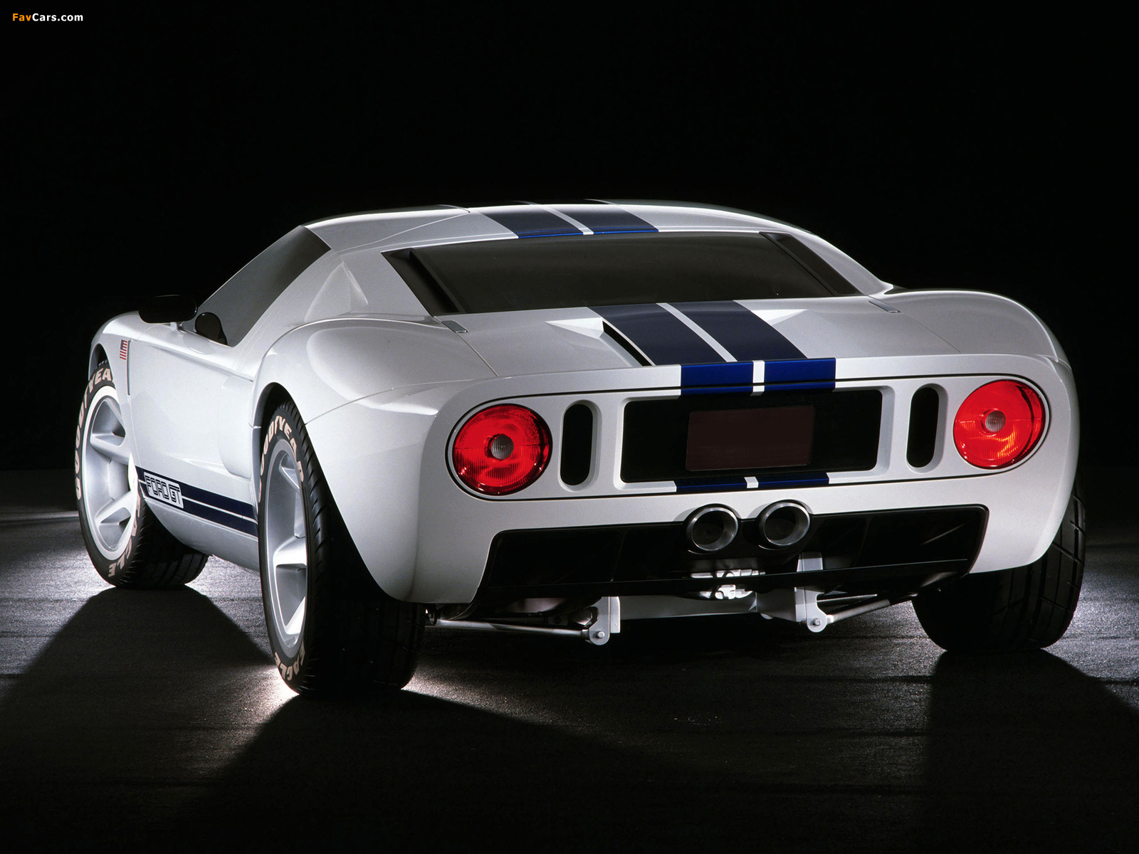 Pictures of Ford GT40 Concept 2002 (1600 x 1200)