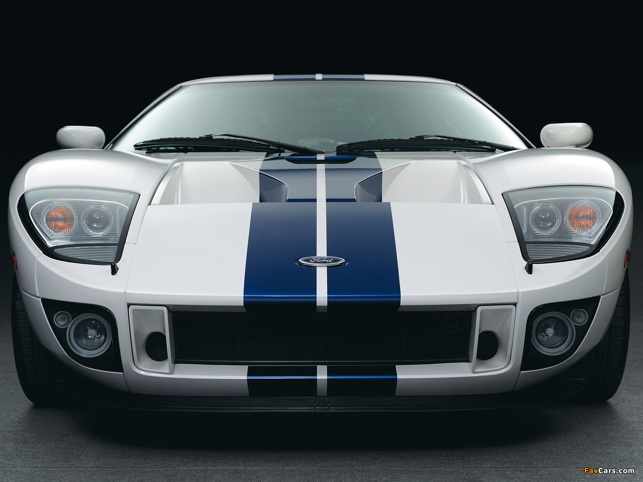 Pictures of Ford GT 2004–06 (1280 x 960)